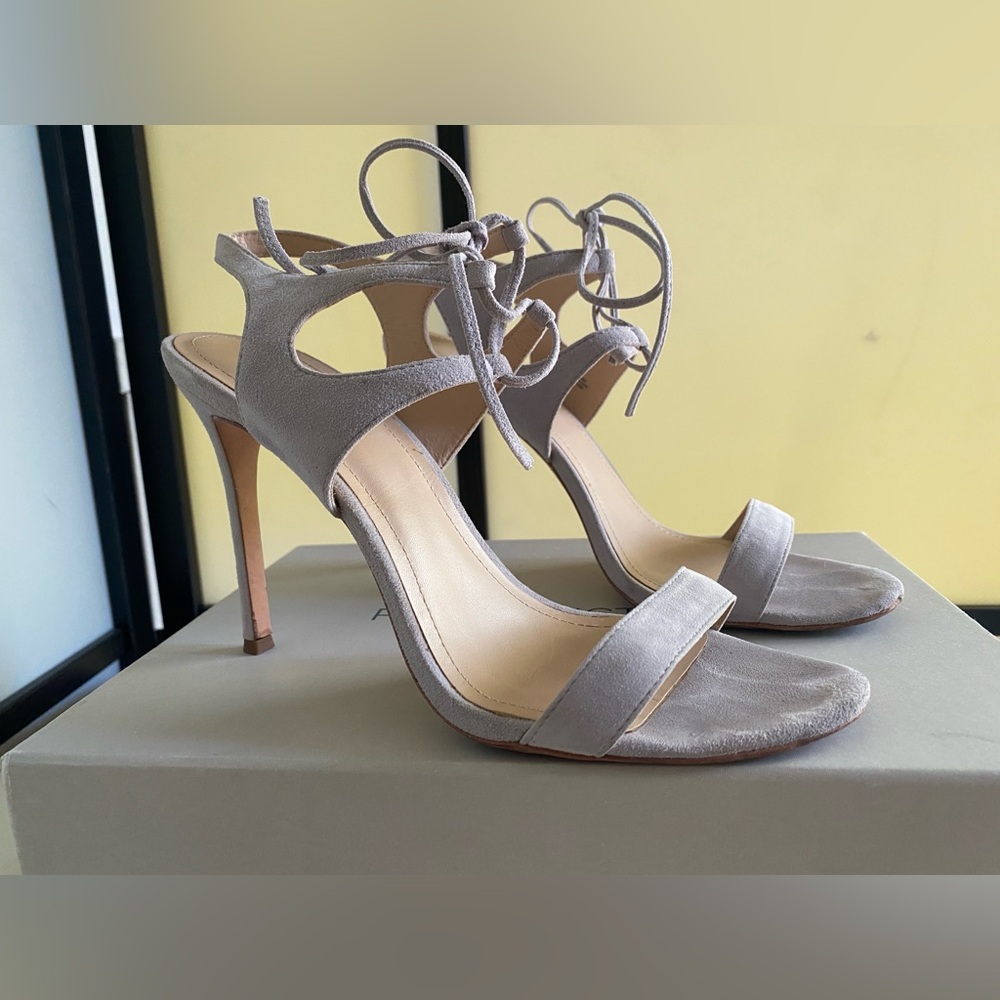 Pour La Victoire Elisa Heels. Size 9M